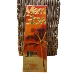 J Lo Miami Glo perfume with wearable bracelet